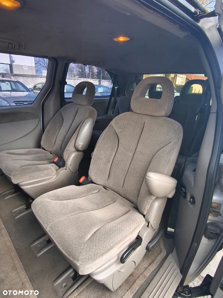 Chrysler Grand Voyager 2.5L CRD LX - 13