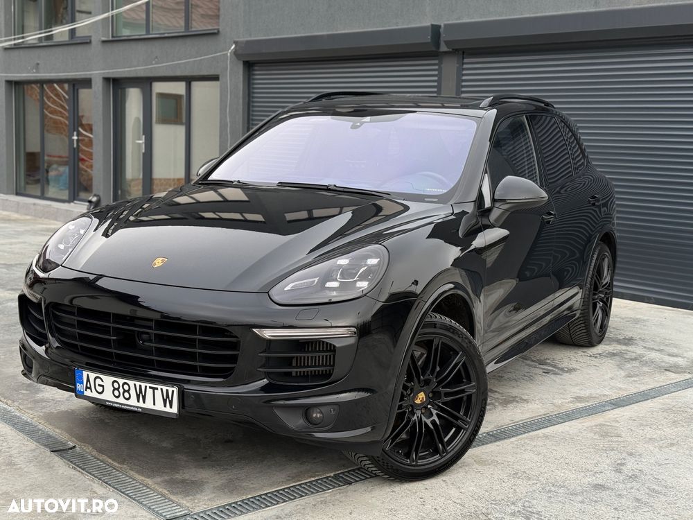 Porsche Cayenne - 3