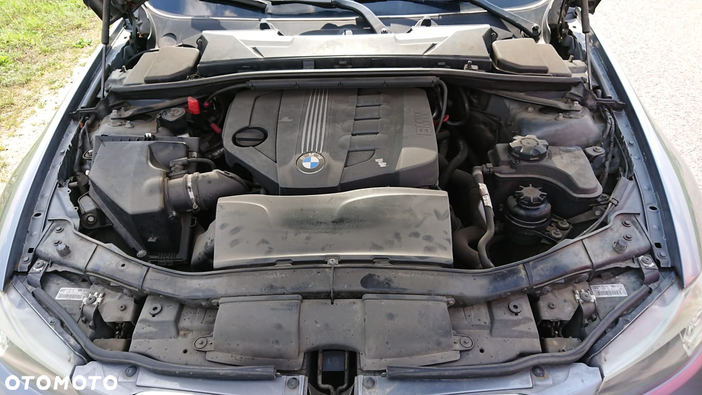 BMW Seria 3 320d - 15
