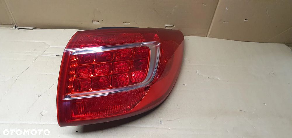 Lampa prawy tył tylna prawa w błotnik Kia Sportage III 3 - 5