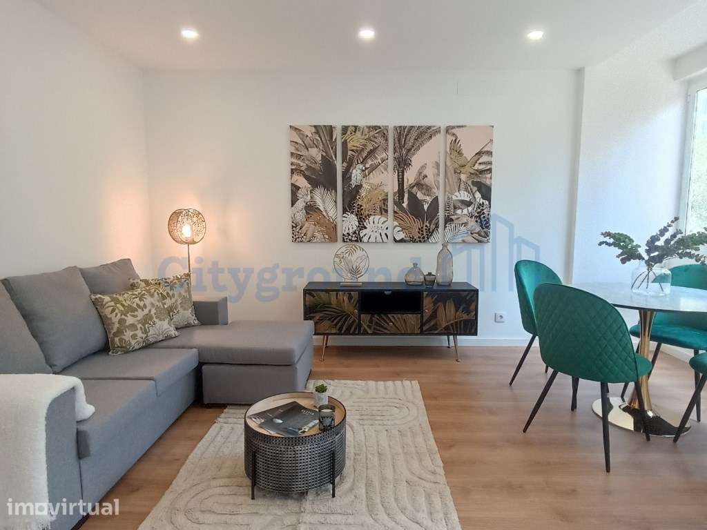 Apartamento T3 em remodelação total - Benfica - Garantia de obra in... - Grande imagem: 2/14