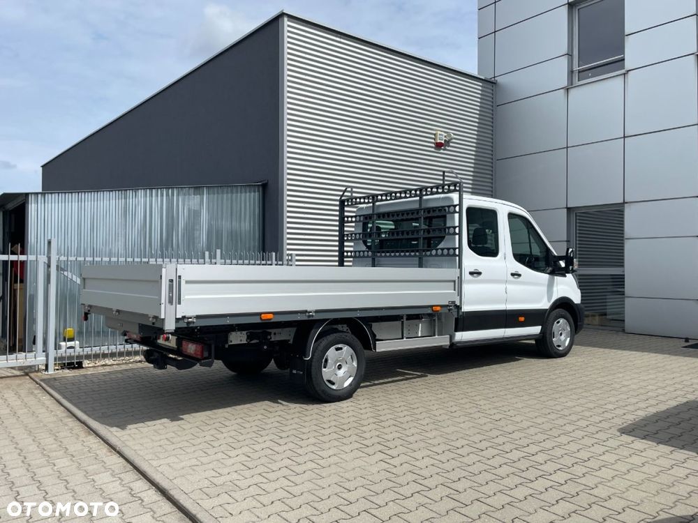 Ford Transit - 11