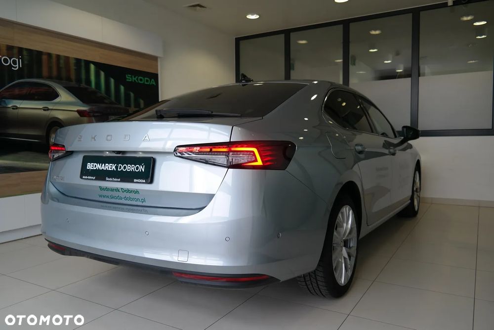 Skoda Superb 1.5 TSI mHEV DSG Selection - 9
