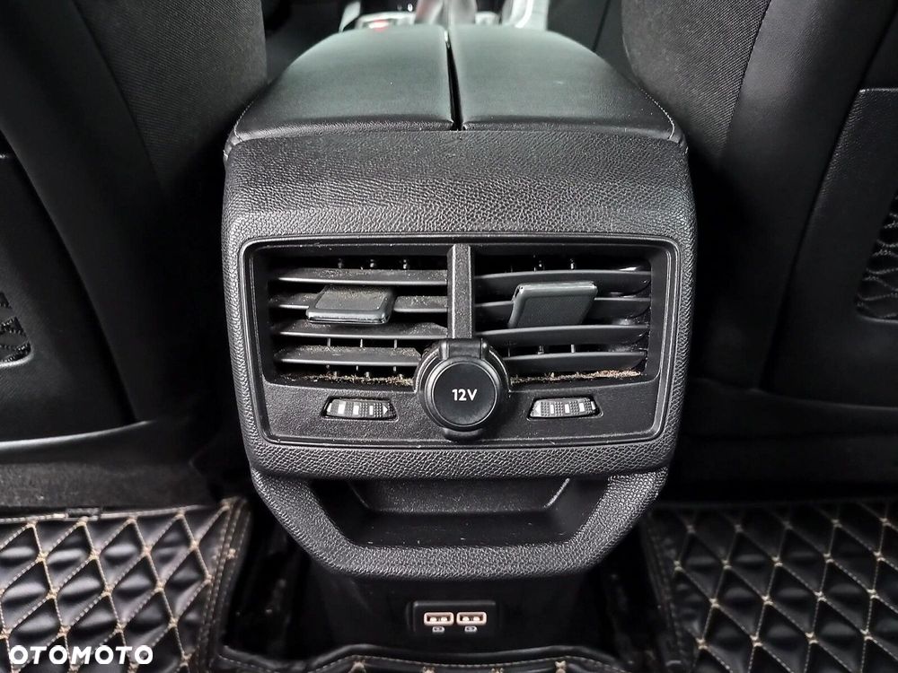 Peugeot 3008 1.2 PureTech Allure S&S - 20