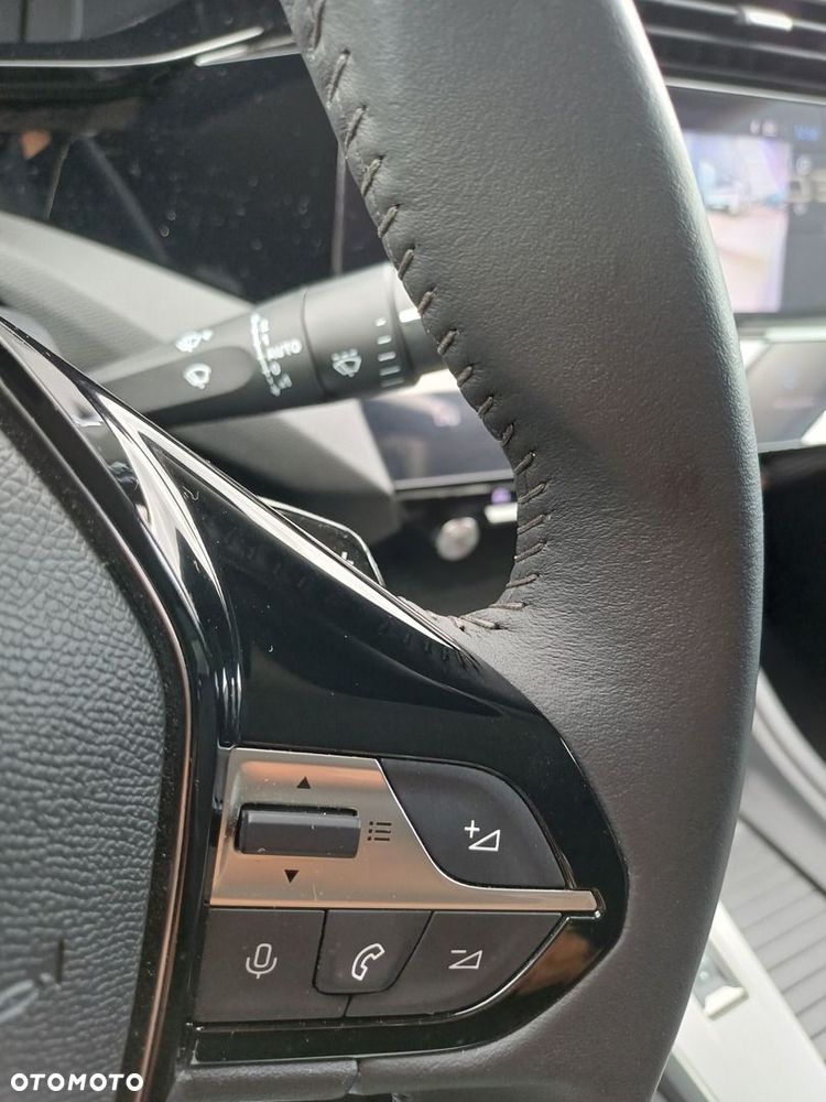 Peugeot 408 1.2 PureTech mHEV Allure S&S e-DSC6 - 29