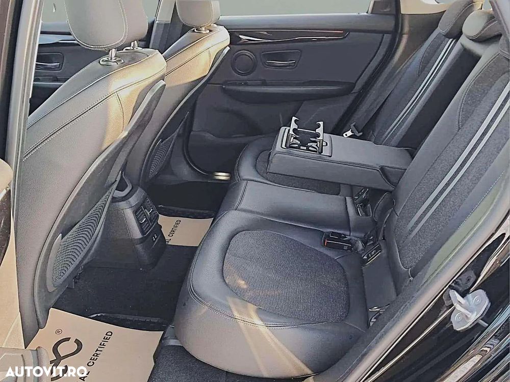BMW Seria 2 218d Sport Line - 12