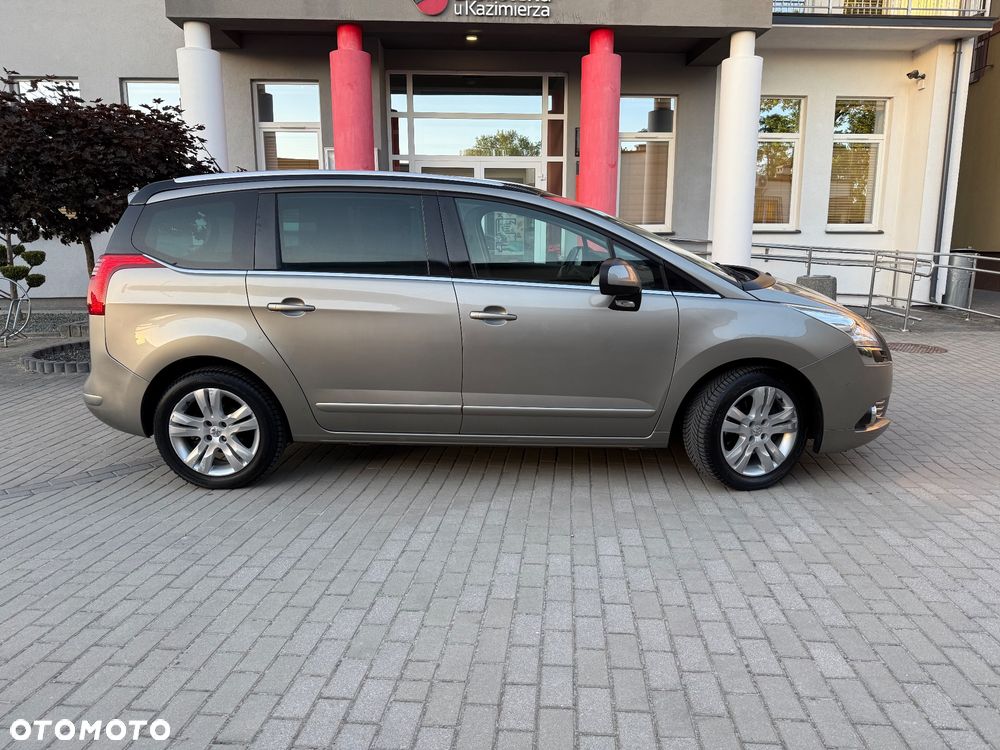 Peugeot 5008 155 THP Family - 5