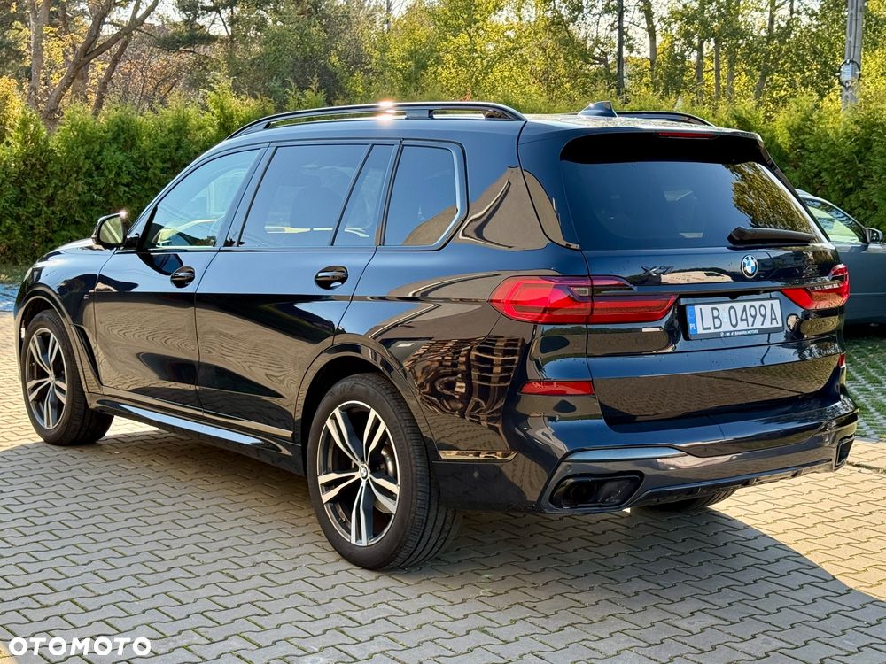 BMW X7 xDrive40i - 2
