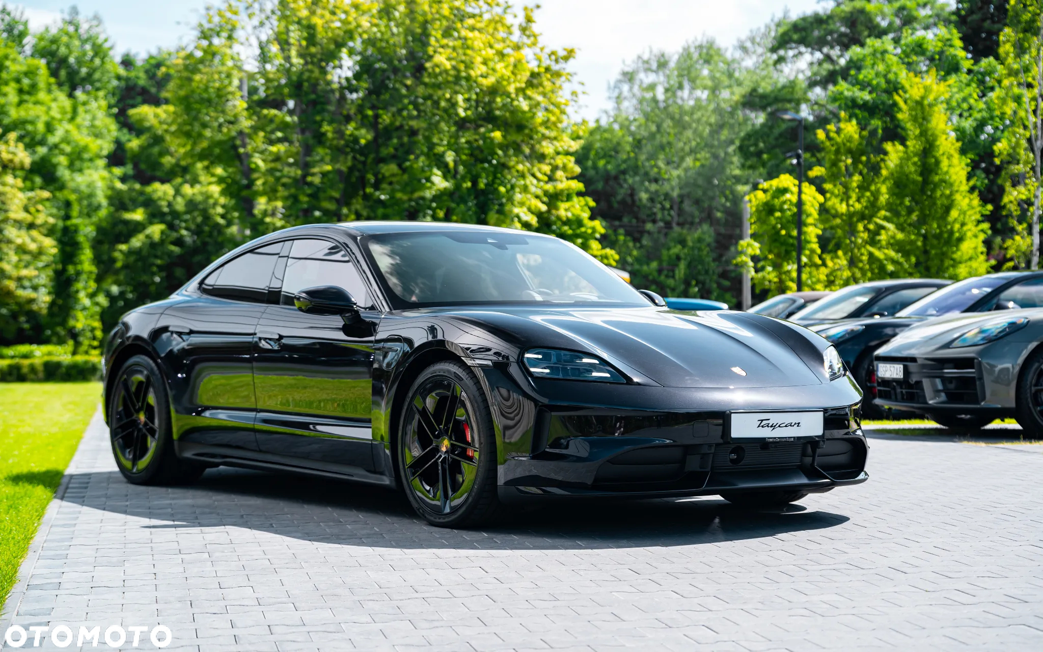 Porsche Taycan 105kWh GTS - 8