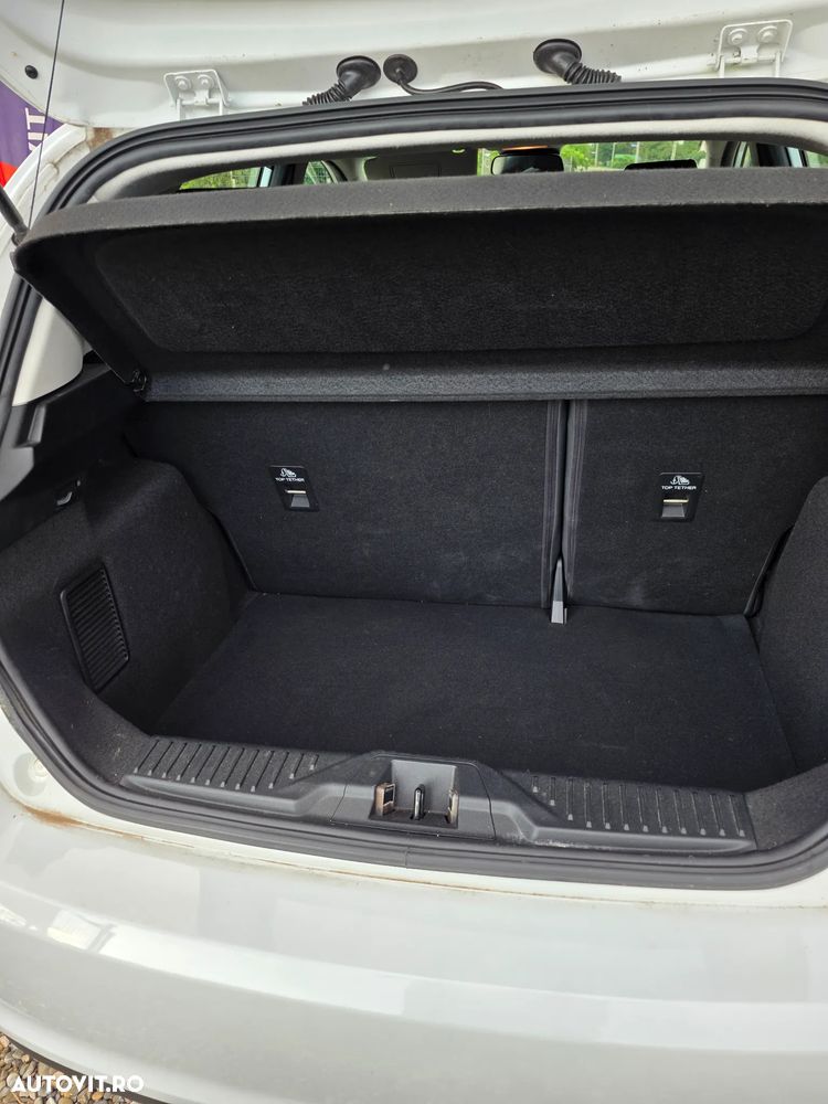 Ford Fiesta - 20