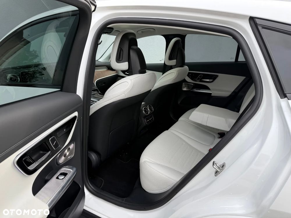 Mercedes-Benz GLC - 8