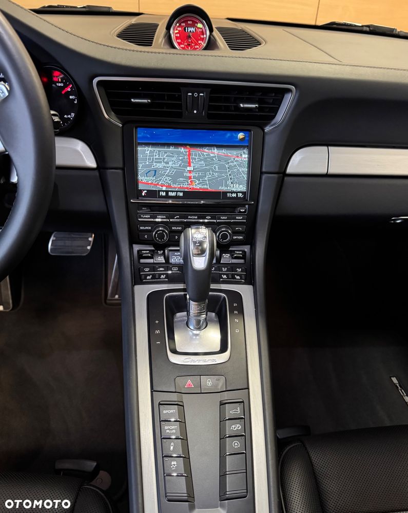 Porsche 911 Carrera S PDK - 17