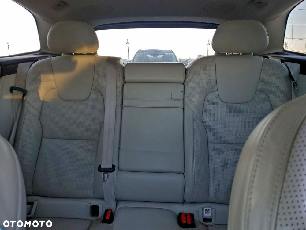 Volvo XC 60 T5 AWD Inscription - 8