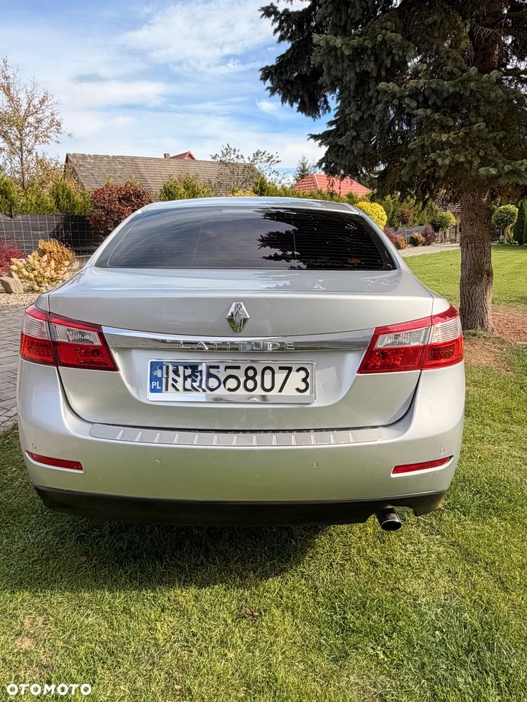 Renault Latitude - 4