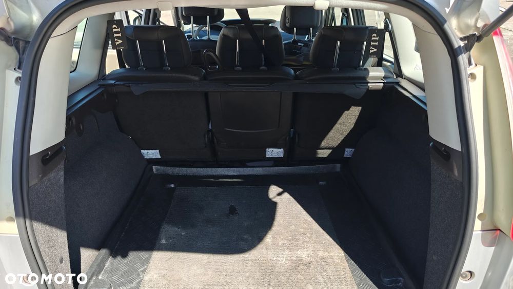 Renault Grand Scenic 2.0 16V 140 CVT Luxe - 16