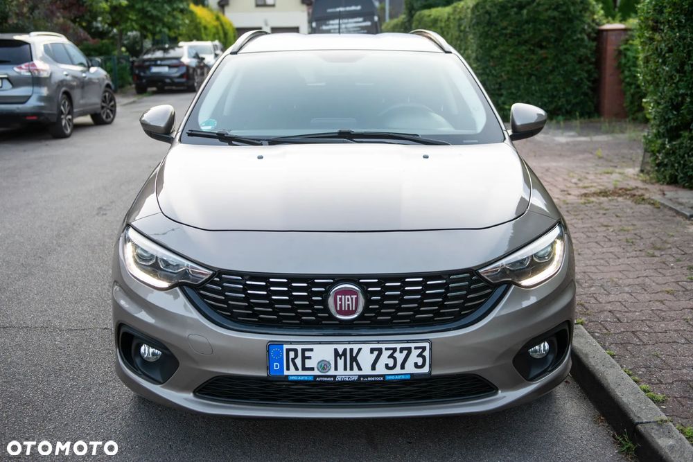 Fiat Tipo 1.4 T-Jet Business Line - 2
