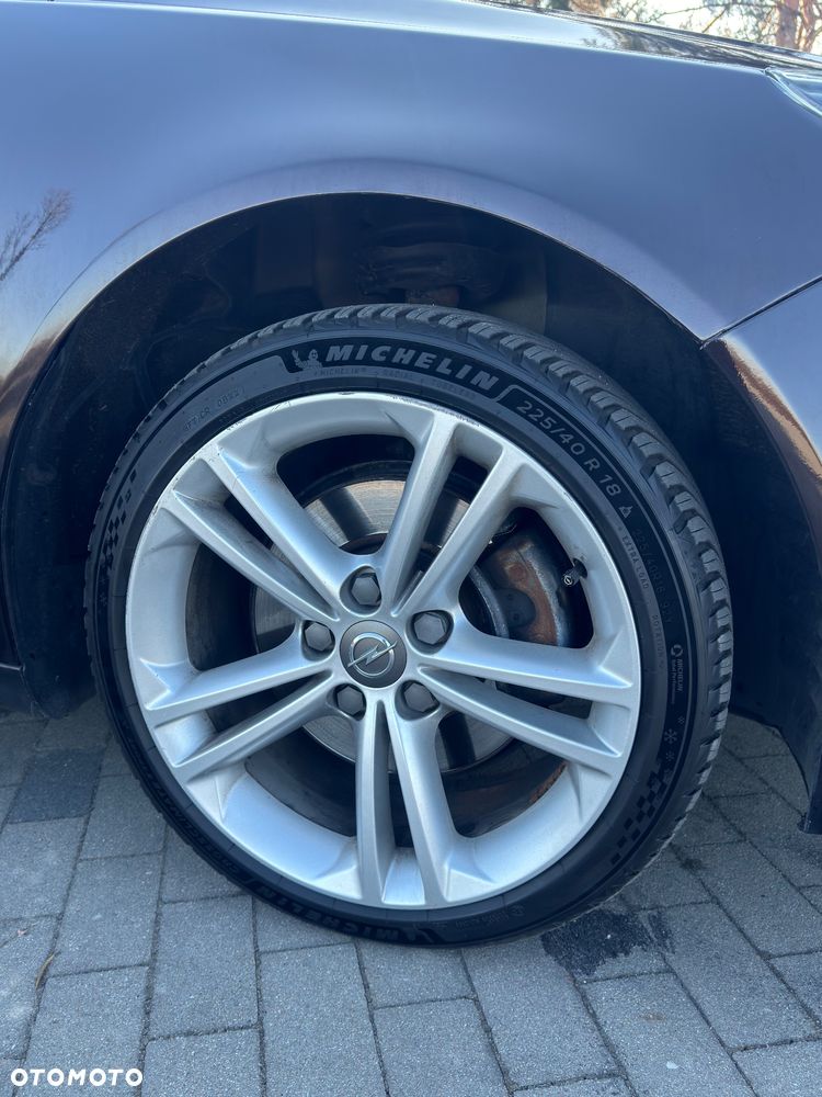 Opel Insignia - 10
