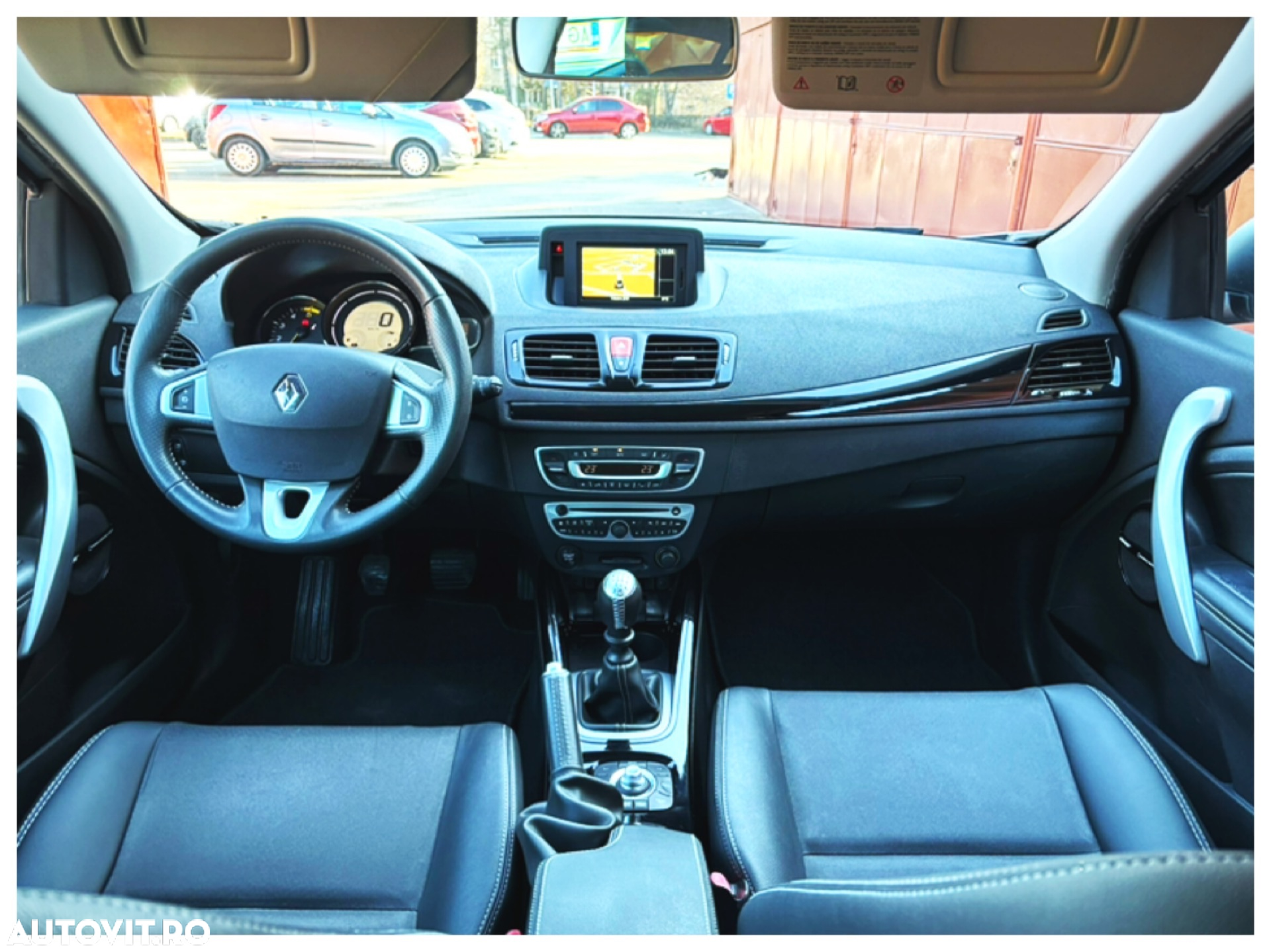 Renault Megane ENERGY dCi 110 Start & Stop Bose Edition - 2