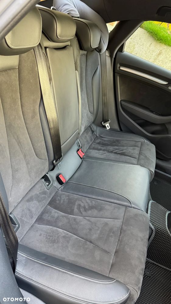 Audi S3 2.0 TFSI Quattro S tronic - 3