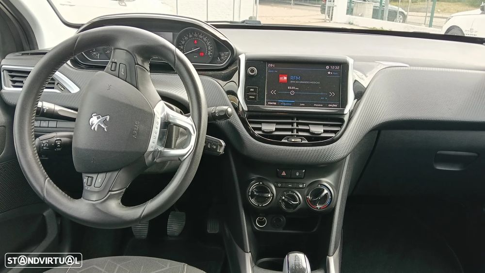 Peugeot 2008 - 7