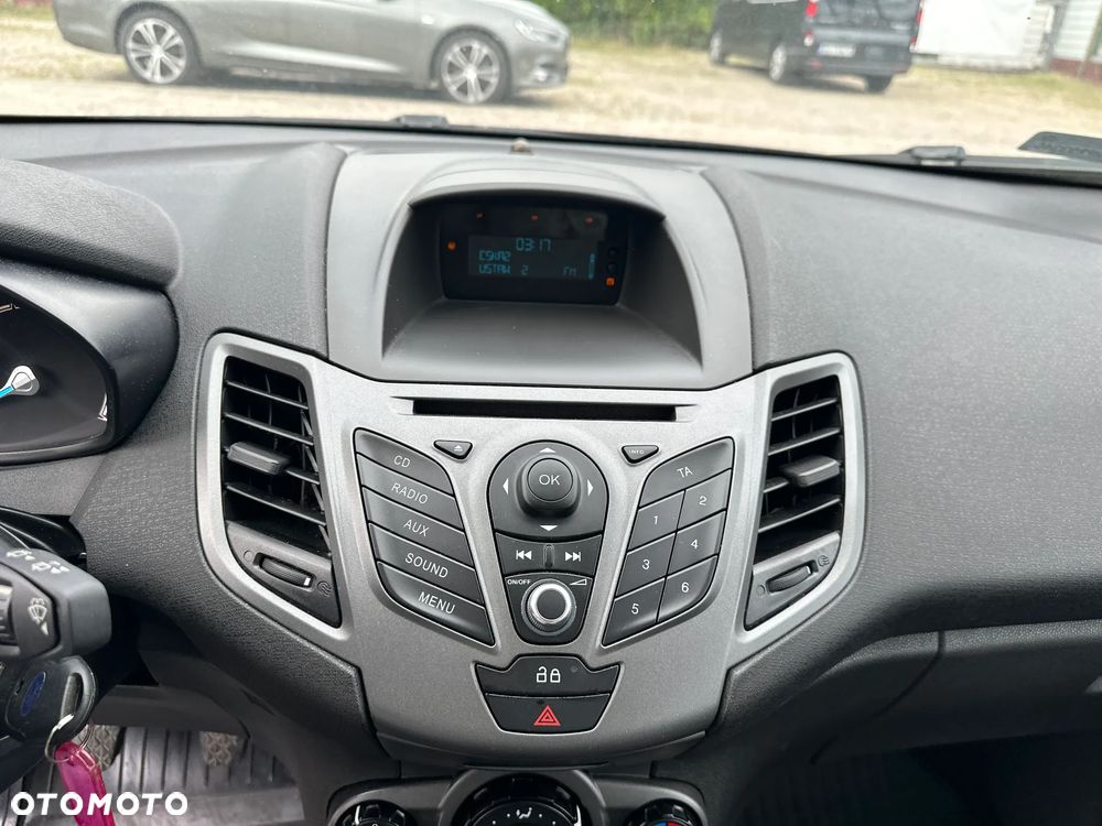 Ford Fiesta - 18