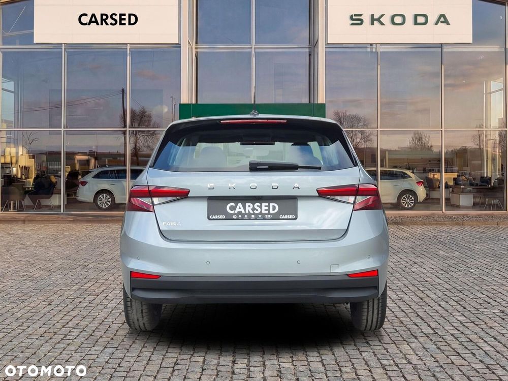 Skoda Fabia 1.0 TSI Drive DSG - 6