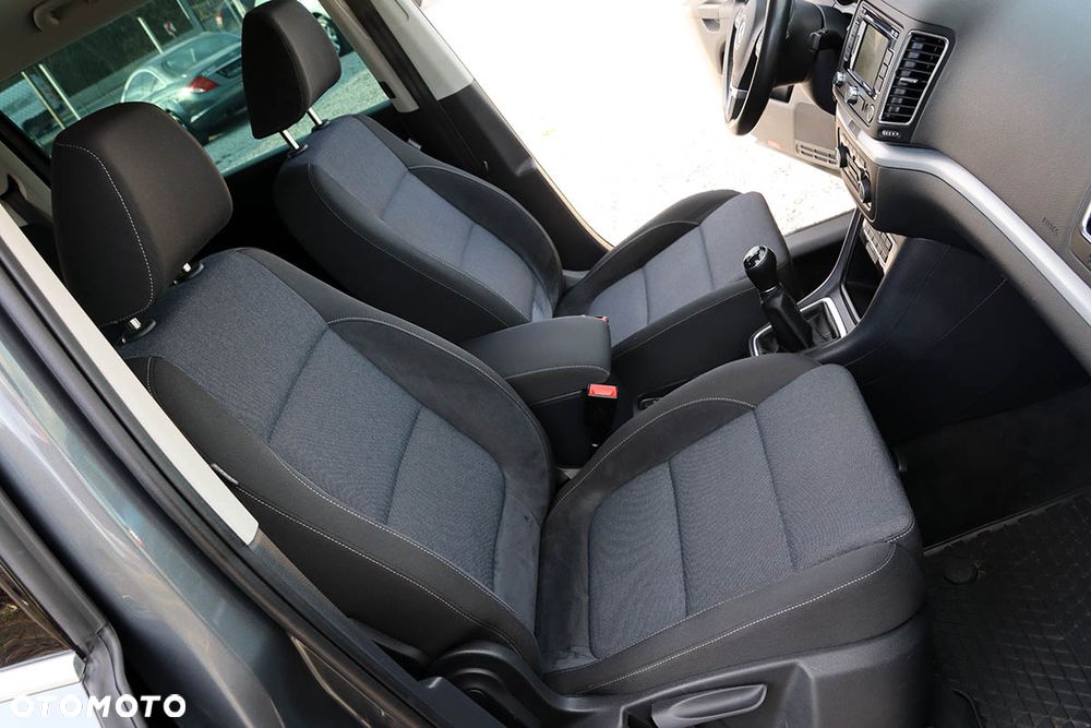 Volkswagen Sharan 2.0 TDI 4MOTION Blue Motion Style - 26