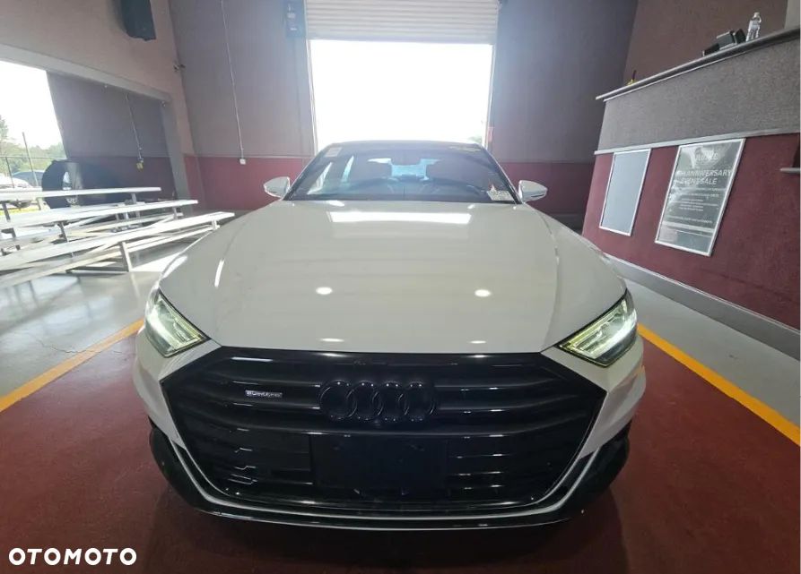 Audi A8 L 55 TFSI quattro tiptronic - 2