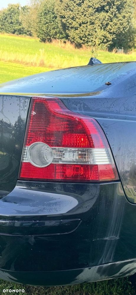 LAMPA TYLNA PRAWA PRAWY TYŁ VOLVO S40 II - 1