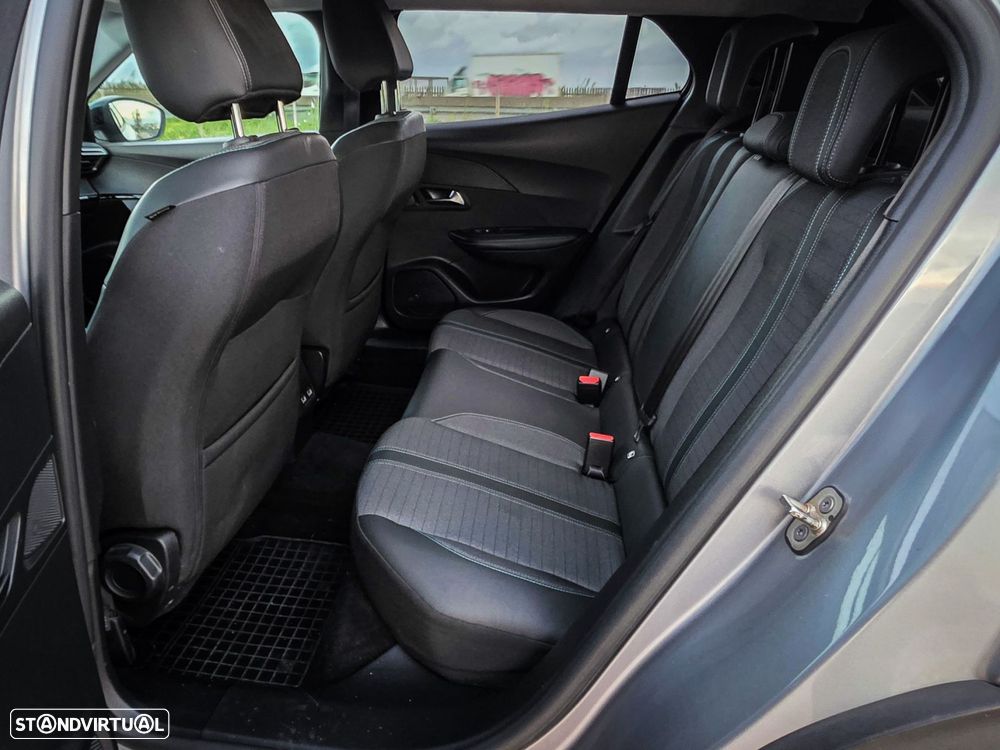 Peugeot 2008 1.2 PureTech Allure - 33