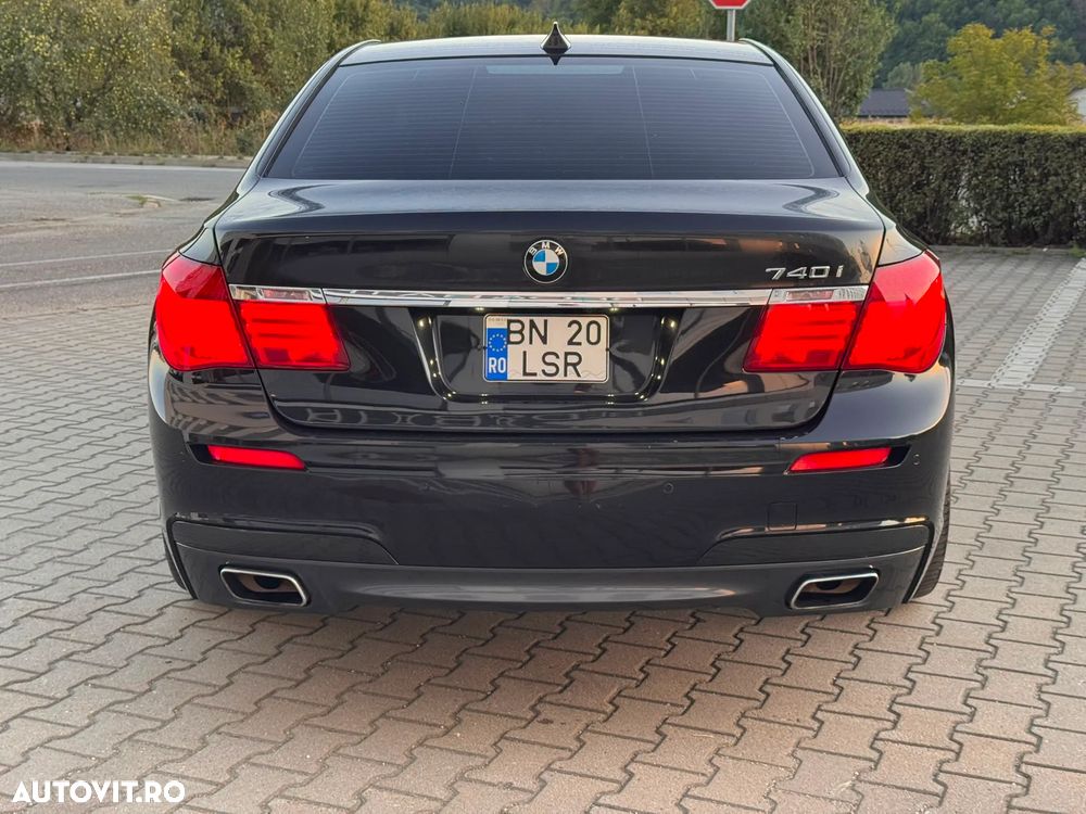 BMW Seria 7 740i Aut. - 15
