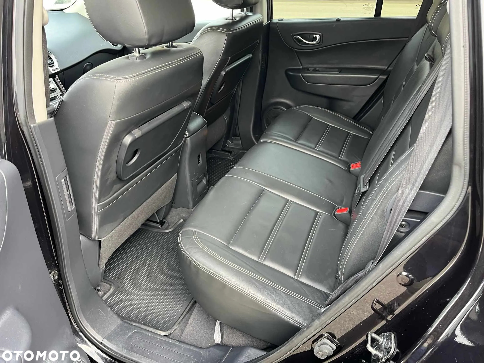 Renault Koleos 2.0 dCi 4x4 Privilege Plus - 14