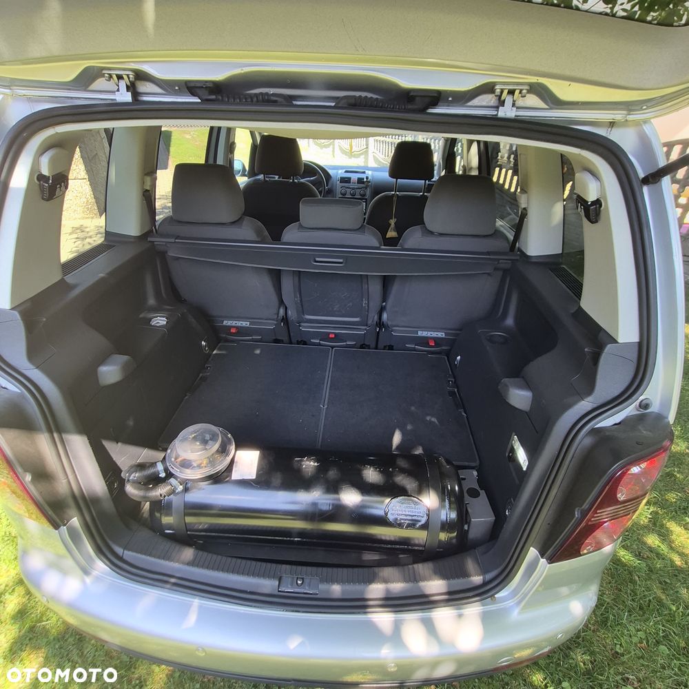 Volkswagen Touran 1.6 - 15