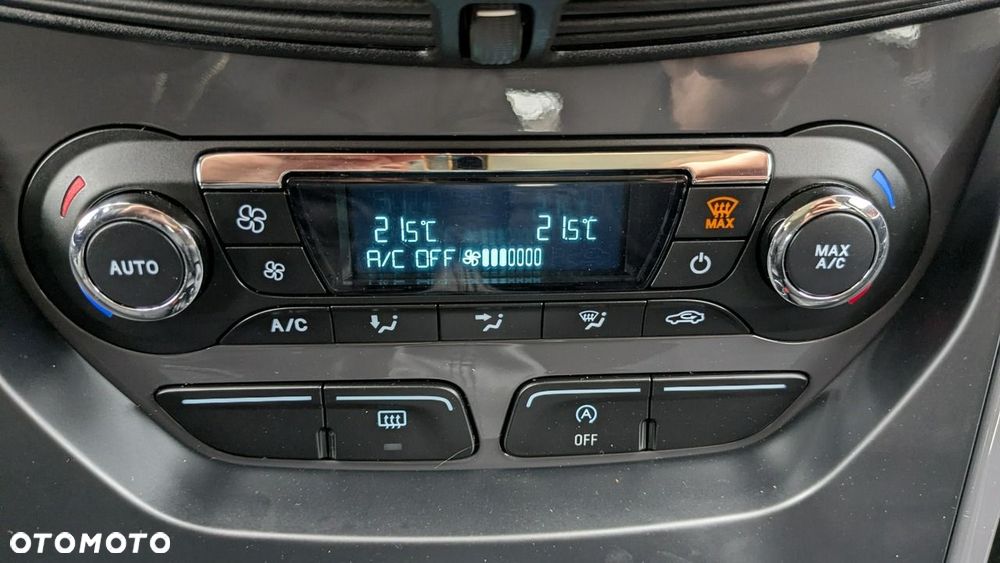 Ford Kuga 2.0 TDCi 2x4 Trend - 28