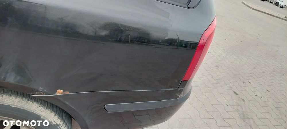 Skoda Octavia 1.6 Ambiente - 10