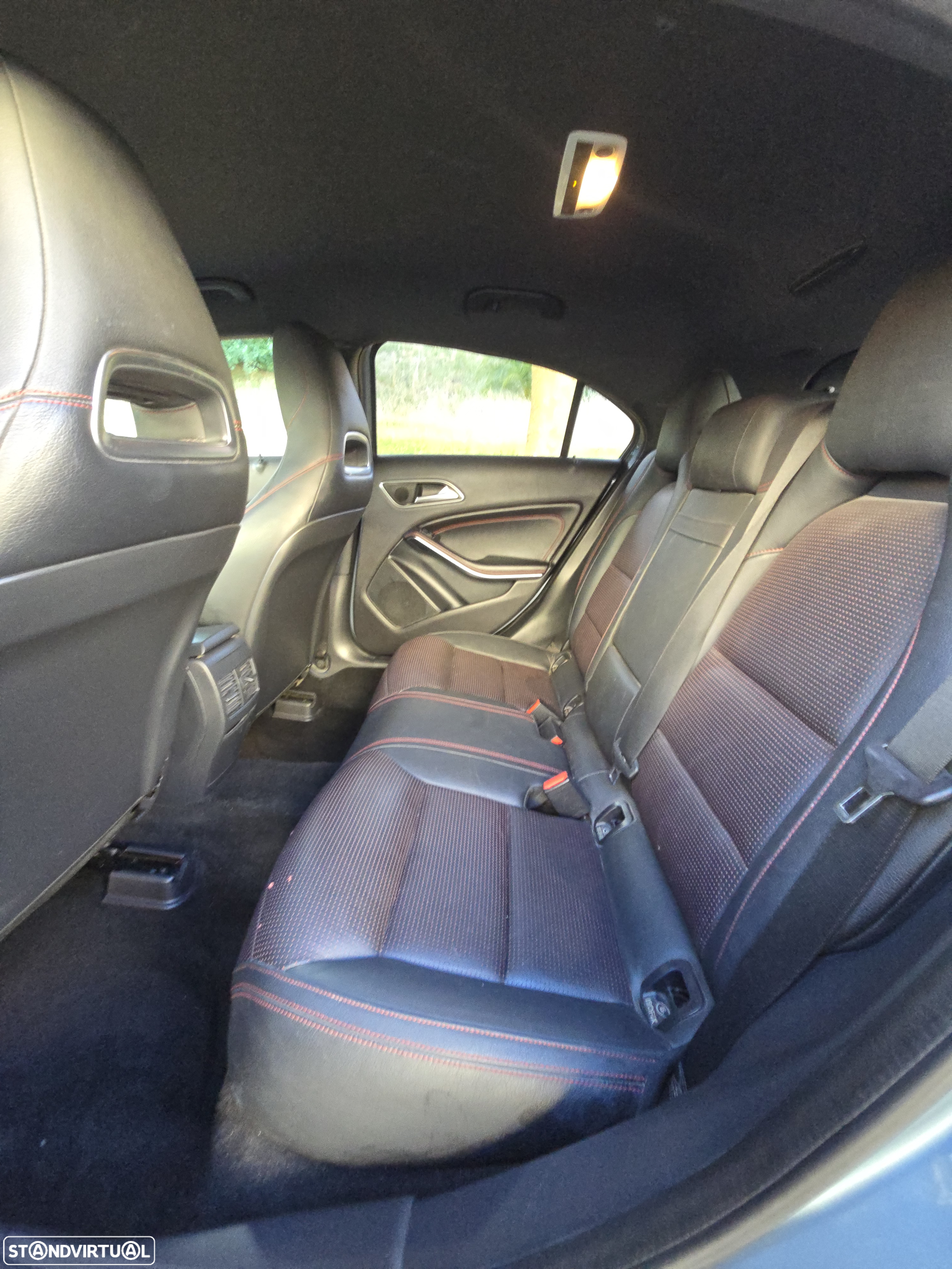 Mercedes-Benz A 200 CDI AMG Line - 26
