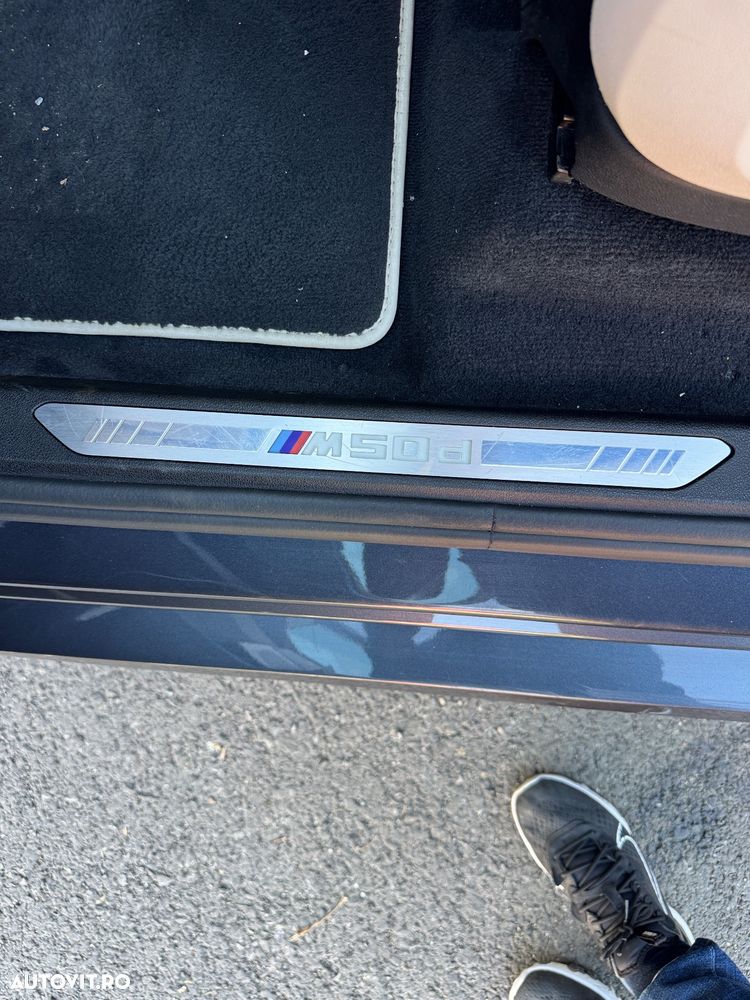 BMW X7 M50d - 25