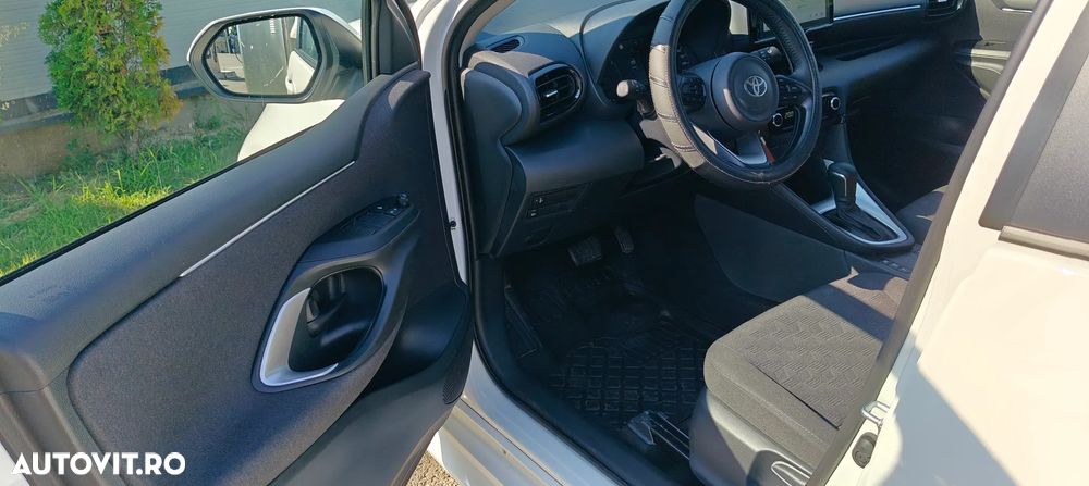 Toyota Yaris - 7