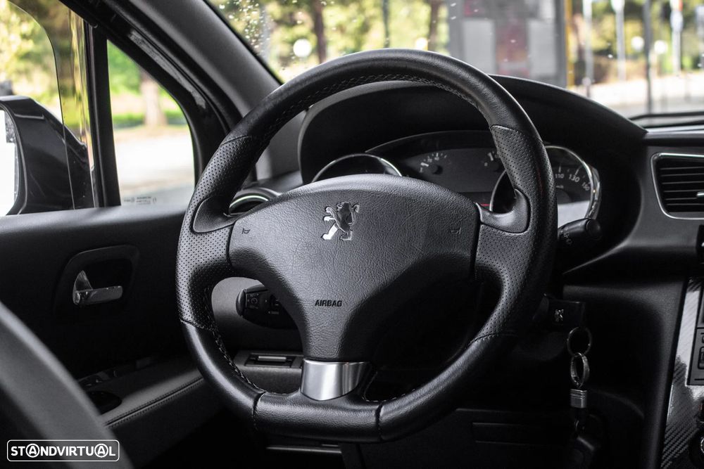 Peugeot 3008 1.6 HDi Roland Garros - 30