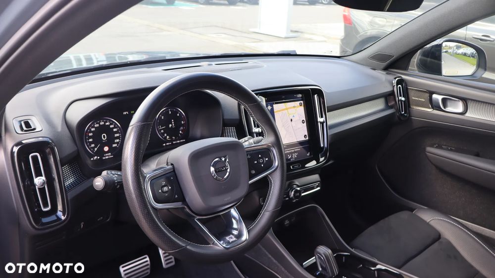 Volvo XC 40 D4 AWD R-Design - 14