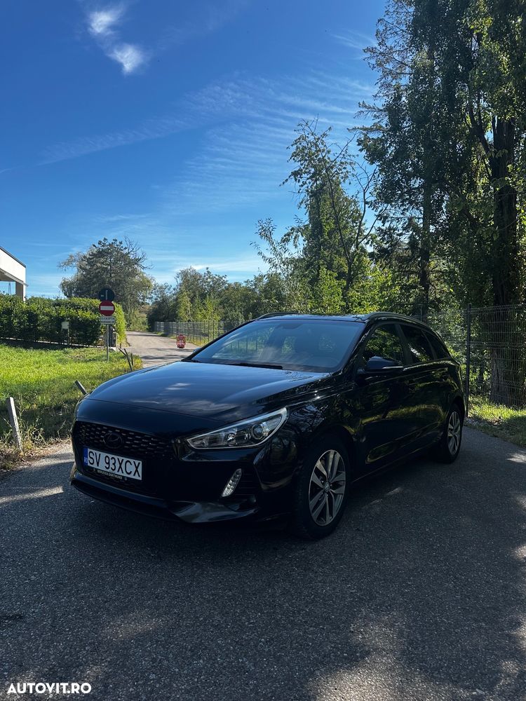 Hyundai i30 Kombi 1.6 CRDI DCT Family+ - 2