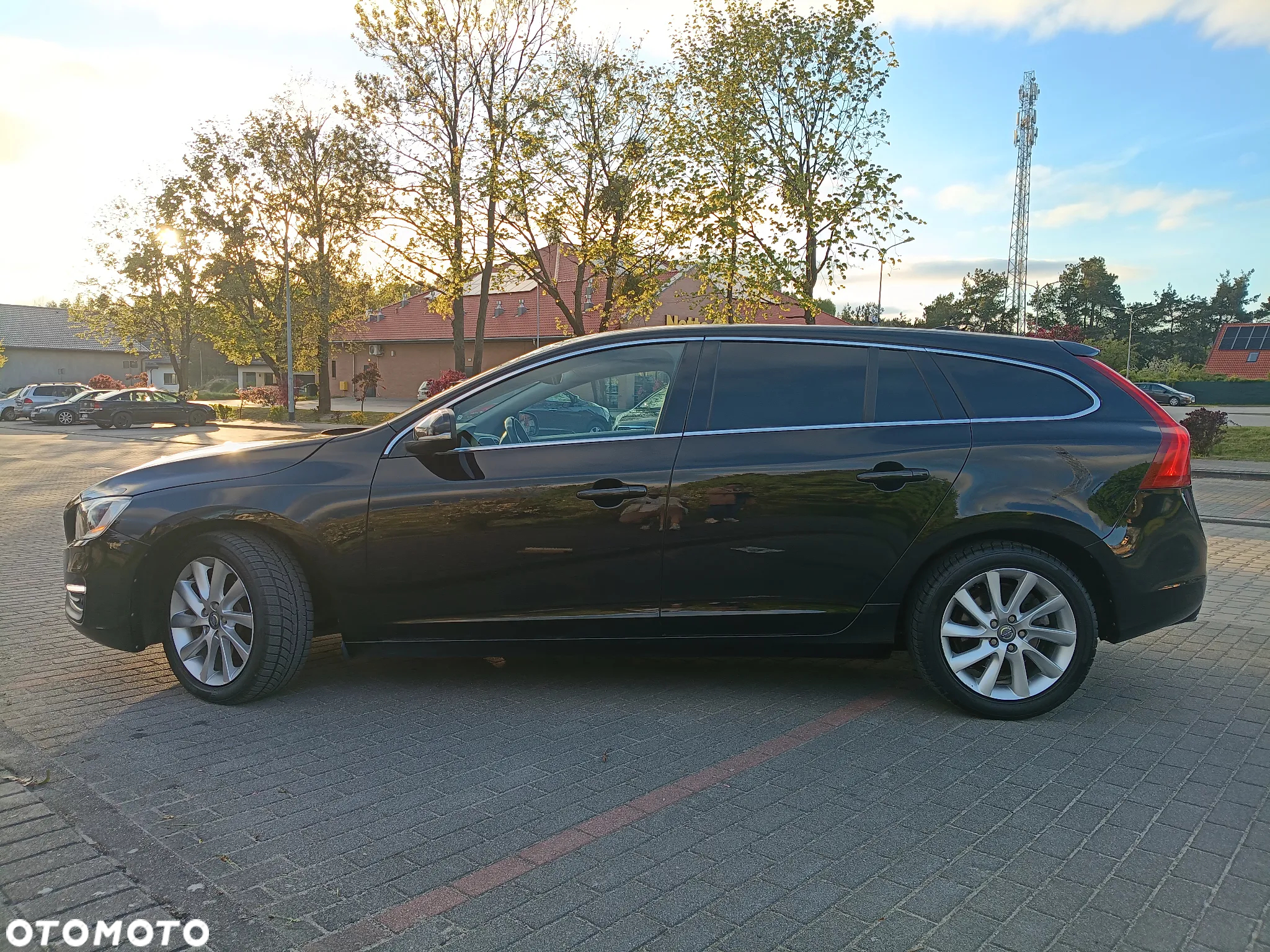 Volvo V60 D4 Drive-E Summum - 10