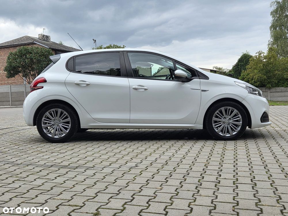 Peugeot 208 1.6 BlueHDi Active S&S - 13