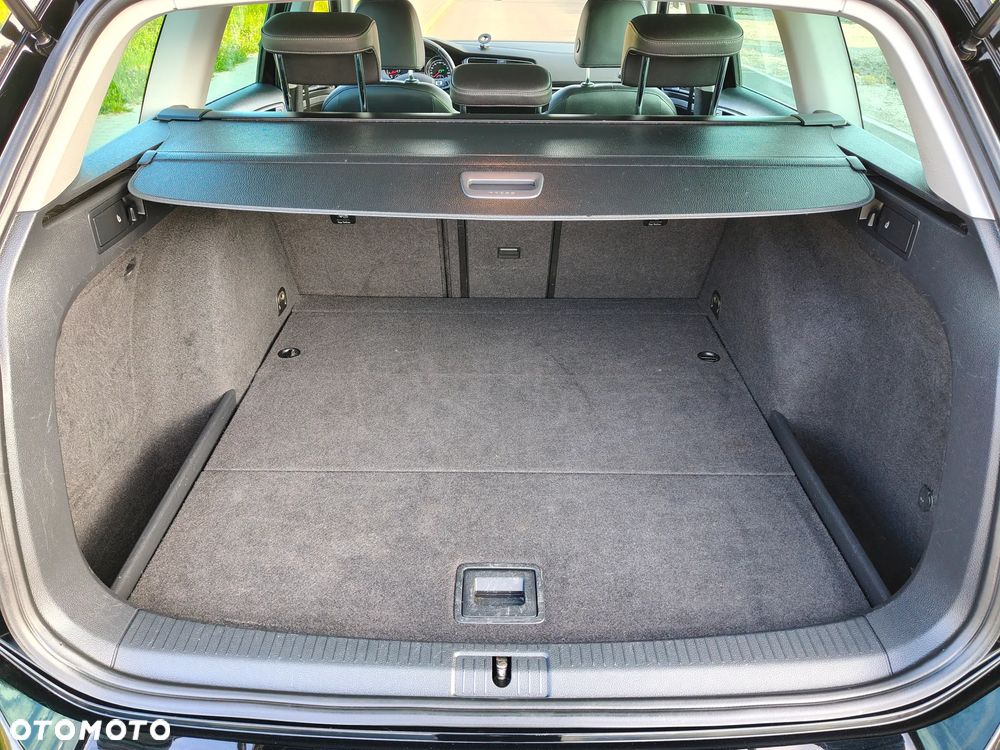 Volkswagen Golf 1.4 TSI BMT Highline DSG - 40