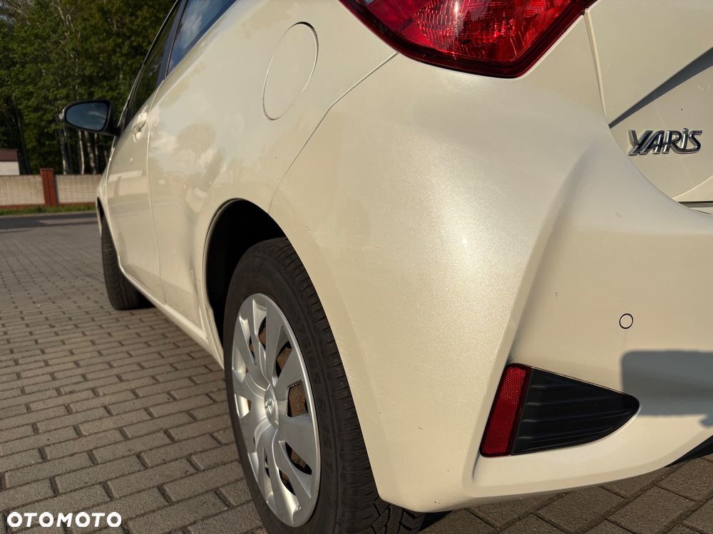 Toyota Yaris 1.5 Active - 9