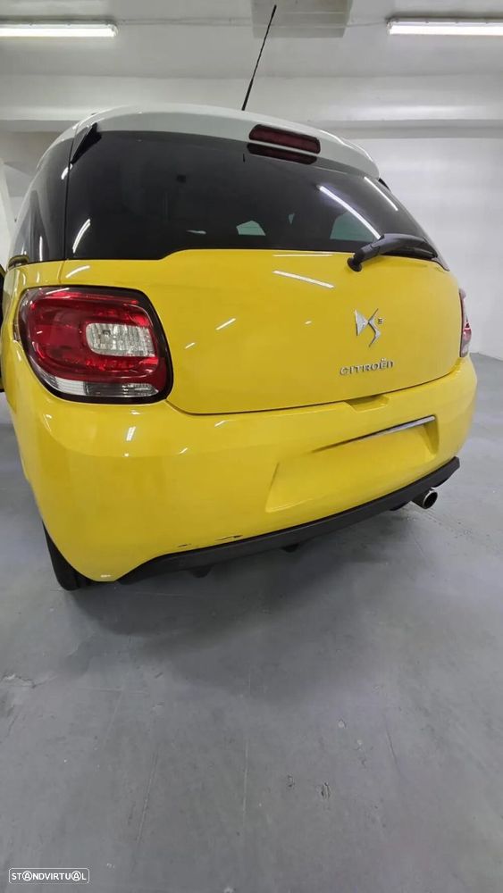 Citroën DS3 1.6 e-HDi So Chic - 3