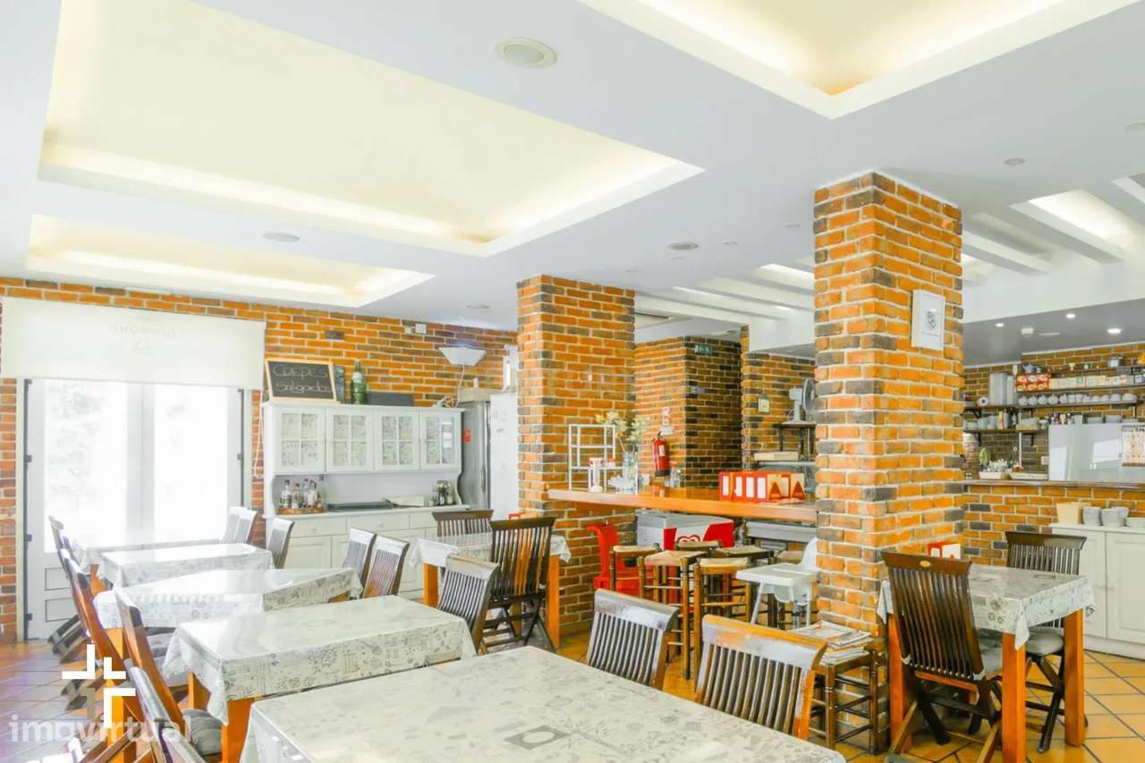 ​Espaço Comercial com Esplanada | S. Domingos de Rana - Grande imagem: 3/17