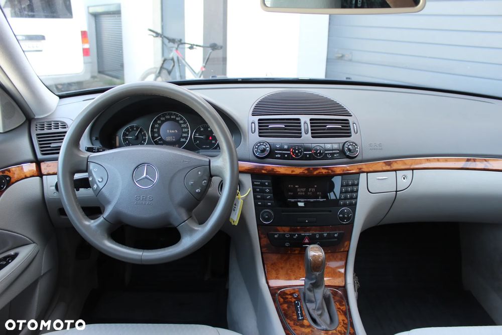 Mercedes-Benz Klasa E - 6