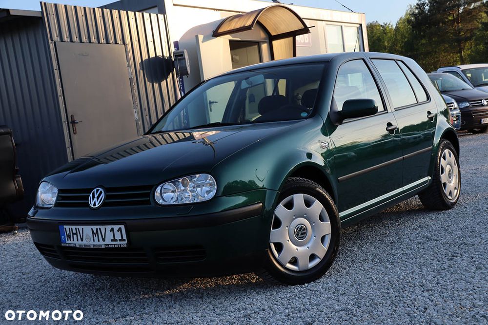 Volkswagen Golf 1.4 Q - 11