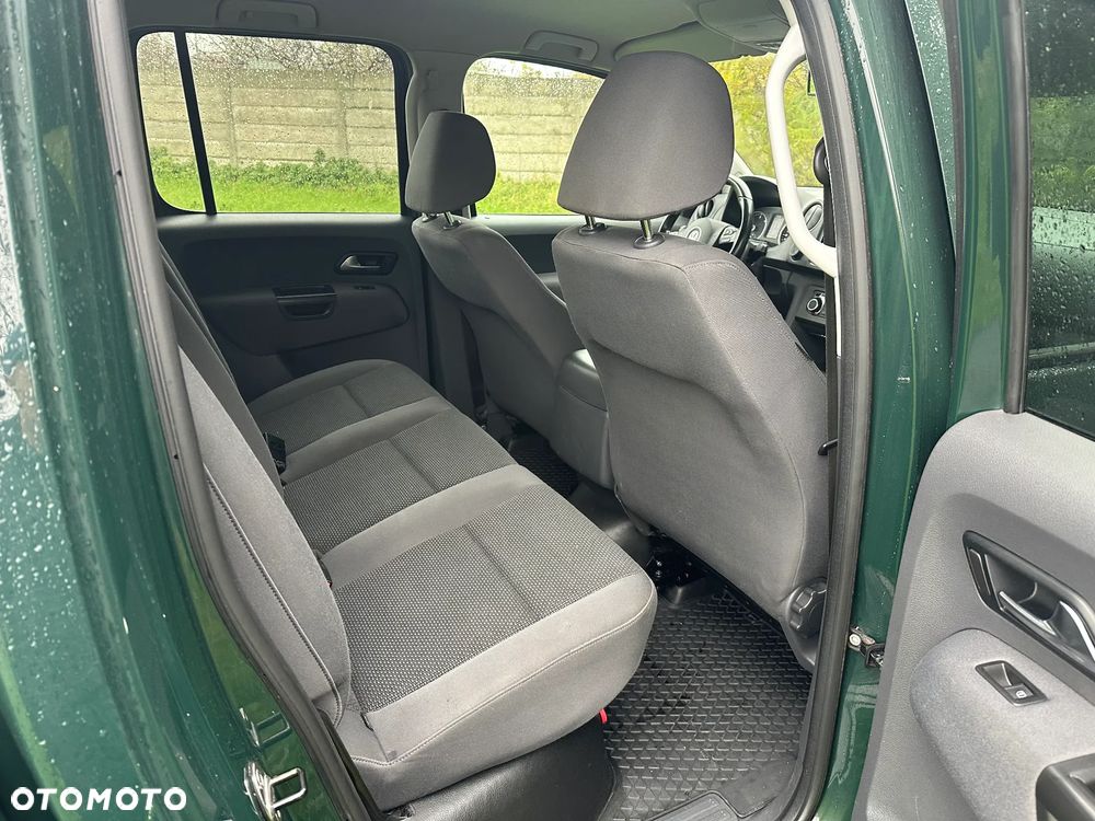 Volkswagen Amarok - 12